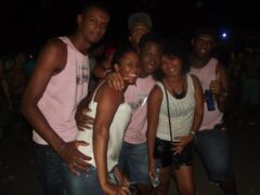 Oktober 10 Anos